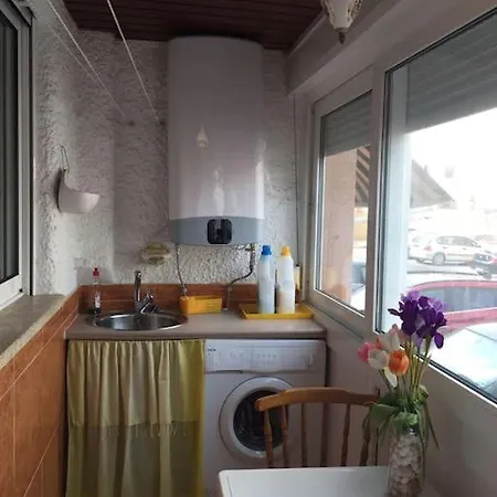 Two Bed In The Manga