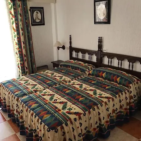 Two Bed In The Manga *